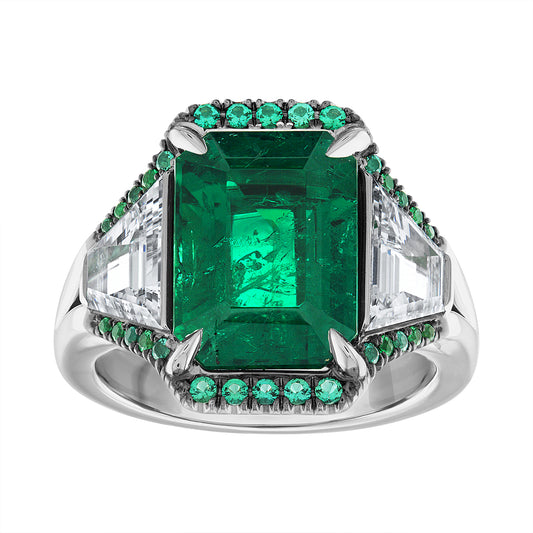 Colombian Emerald and Diamond Ring