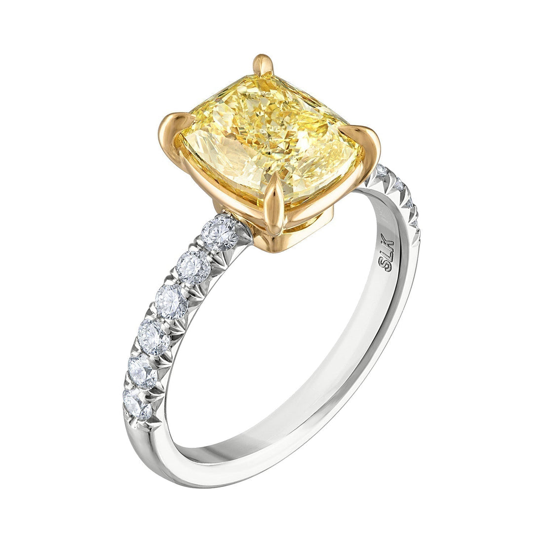 The Custom Engagement Ring Experience: Creating a One-of-a-Kind Symbol of Your Love Story