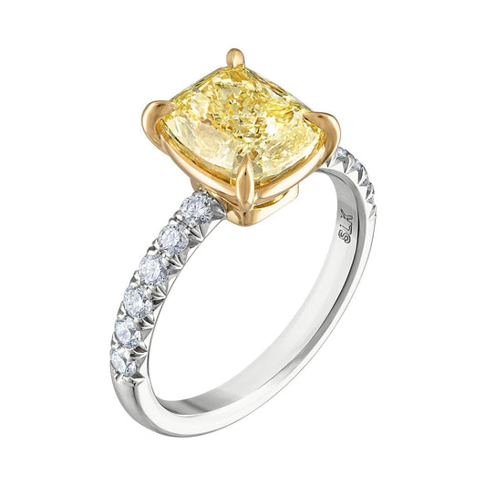 The Custom Engagement Ring Experience: Creating a One-of-a-Kind Symbol of Your Love Story