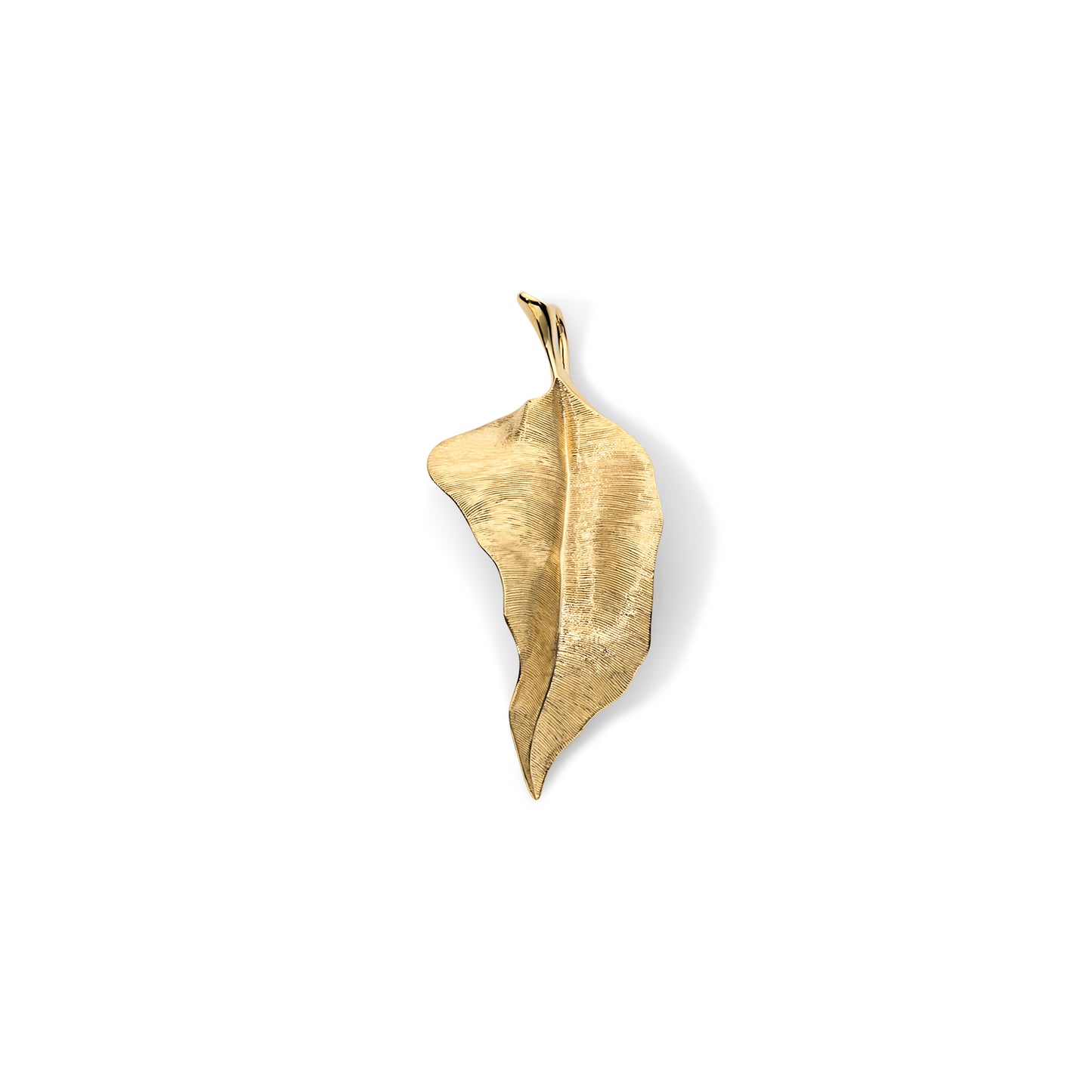 18K Yellow Gold Round Leaves Pendant