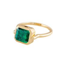 Load image into Gallery viewer, Muzo Emerald Swivel Ring