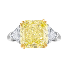Load image into Gallery viewer, Yellow and White Diamond Three Stone Ring