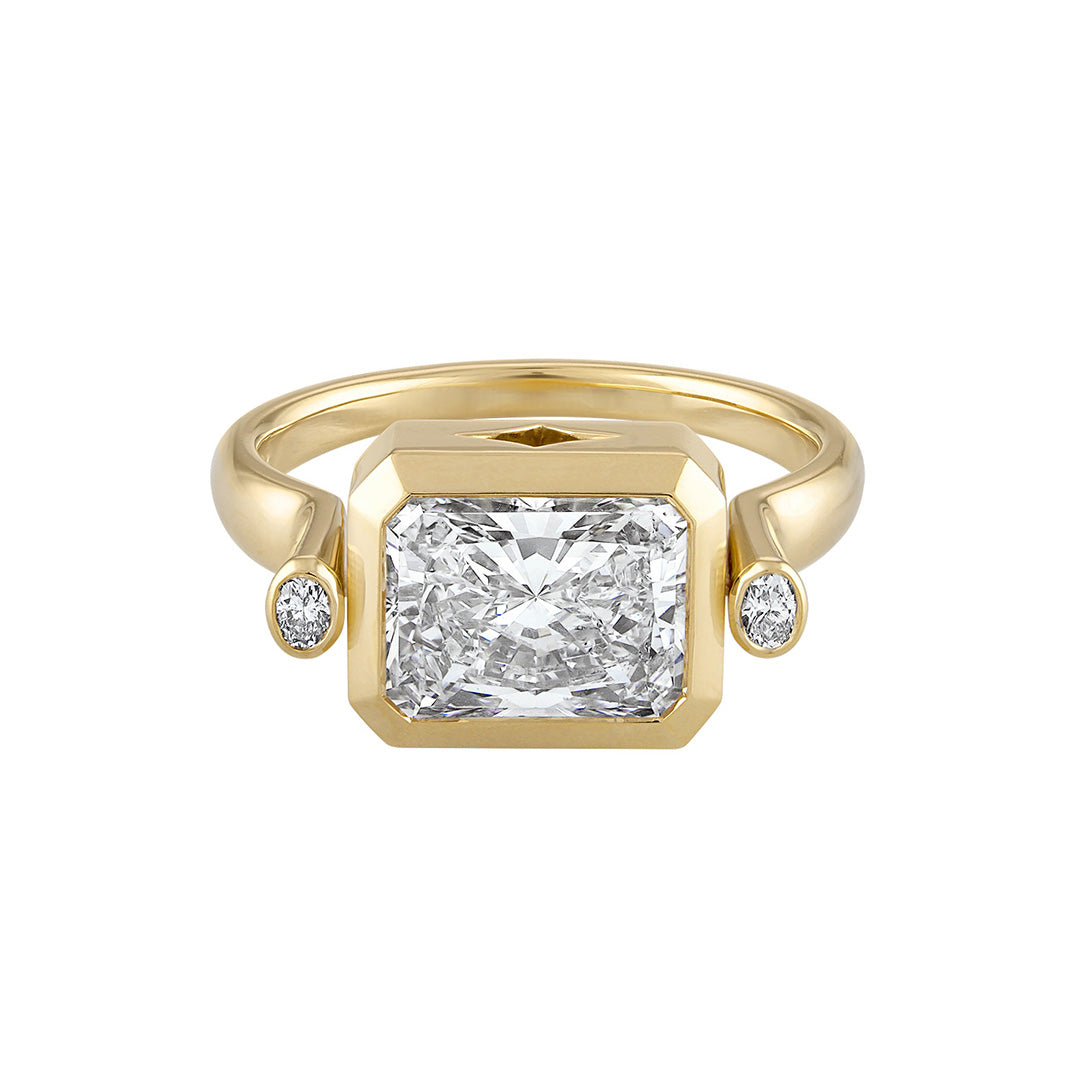 Diamond Three Stone Swivel Ring