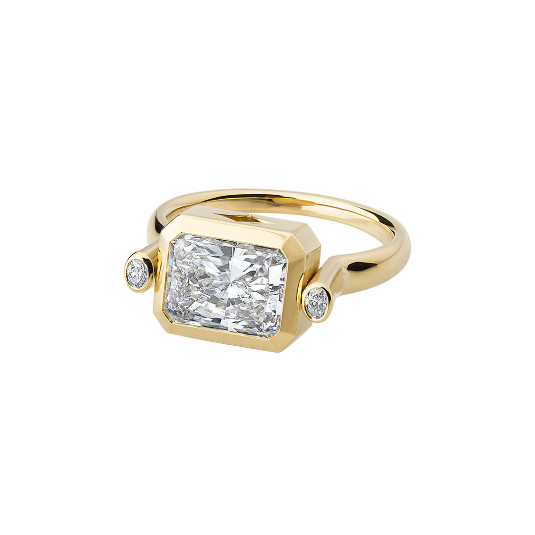 Diamond Three Stone Swivel Ring